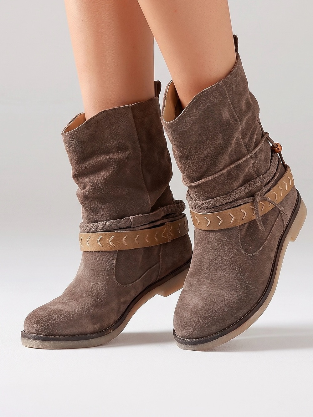 Coolway Anthropologie Women’s Boots Size 6.5 Or 37 Suede Taupe